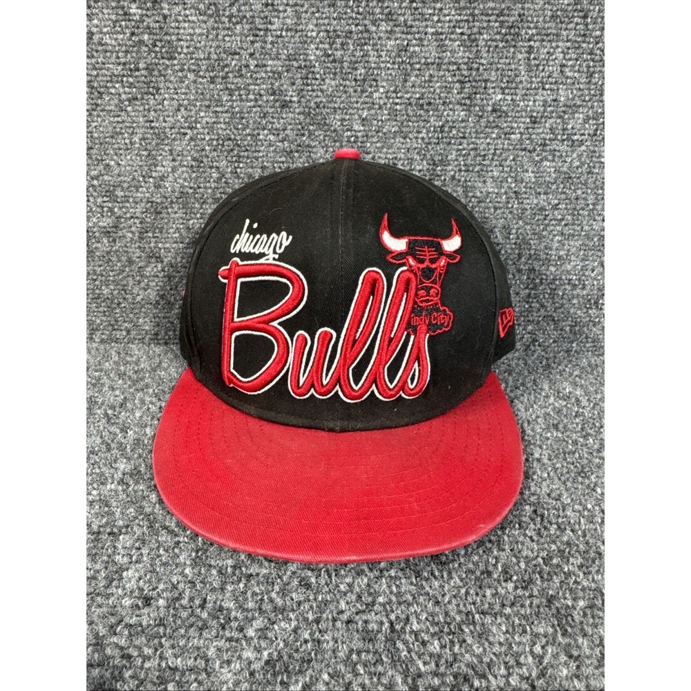 New Era 9Fifty SnapBack Chicago Bulls Multi-Logo Black/Red Hat Cap Windy City